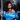 Sehen Sie Harlem Star Shoniqua Shandais kühnes blaues Premierenkleid